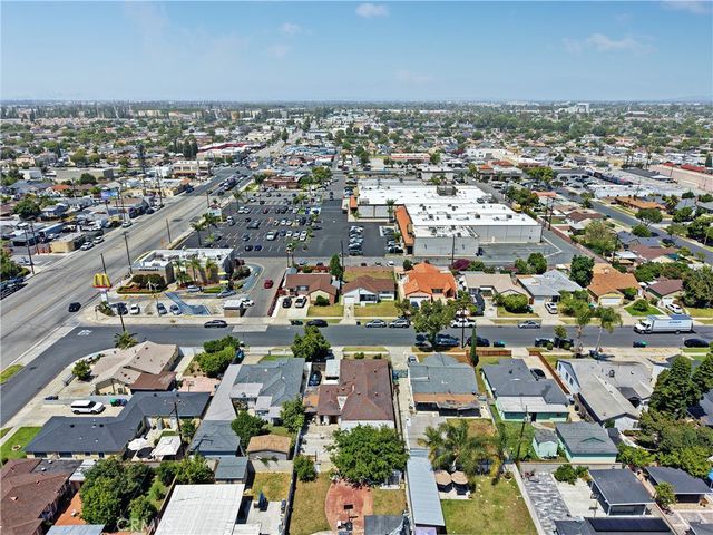9016 Los Angeles Street, Bellflower, CA 90706