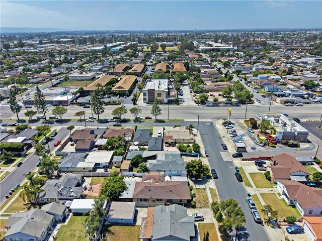 9016 Los Angeles Street, Bellflower, CA 90706