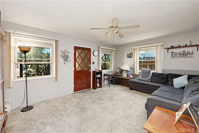 9016 Los Angeles Street, Bellflower, CA 90706