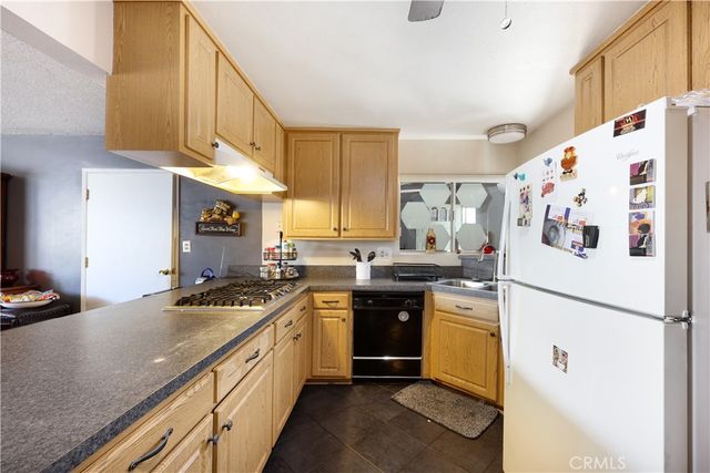 9016 Los Angeles Street, Bellflower, CA 90706
