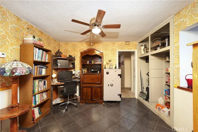 9016 Los Angeles Street, Bellflower, CA 90706