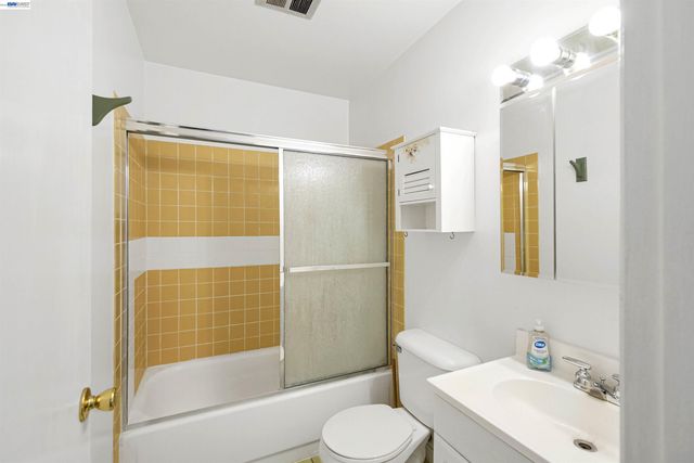 34812 Starling Dr 1, Union City, CA 94587