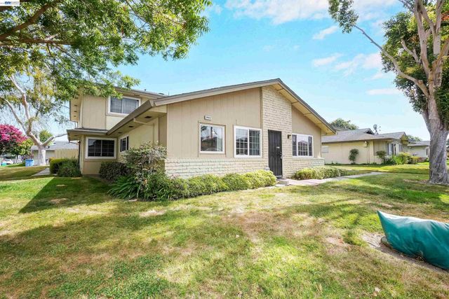 34812 Starling Dr 1, Union City, CA 94587