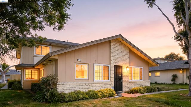 34812 Starling Dr 1, Union City, CA 94587