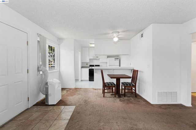 34812 Starling Dr 1, Union City, CA 94587