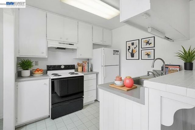 34812 Starling Dr 1, Union City, CA 94587