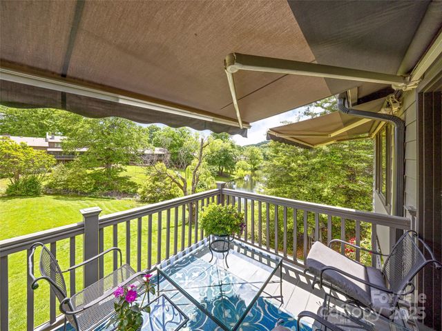 405 Crowfields Drive, Asheville, NC 28803