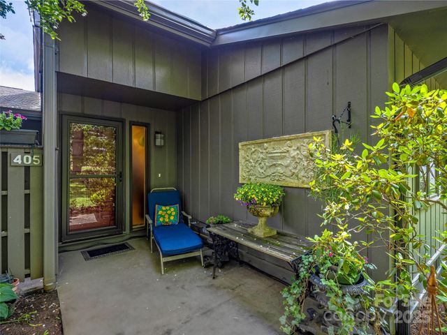 405 Crowfields Drive, Asheville, NC 28803