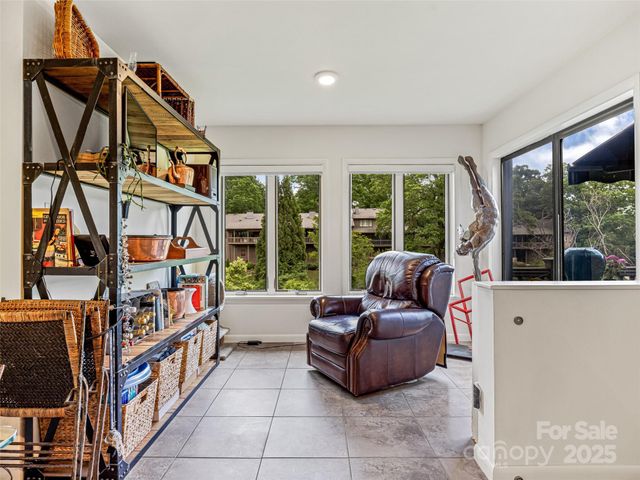 405 Crowfields Drive, Asheville, NC 28803