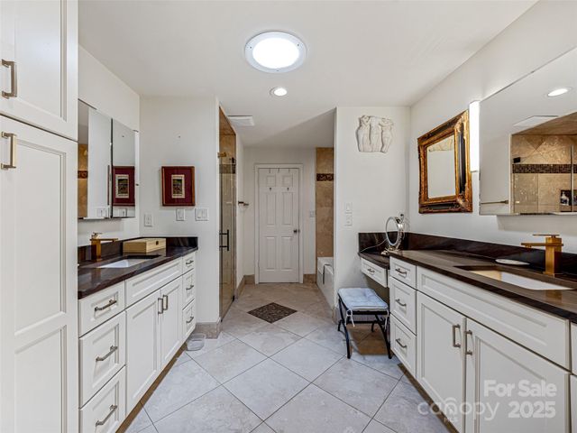 405 Crowfields Drive, Asheville, NC 28803