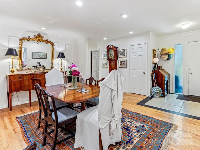 405 Crowfields Drive, Asheville, NC 28803