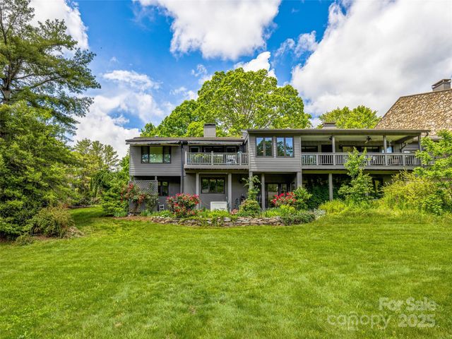 405 Crowfields Drive, Asheville, NC 28803