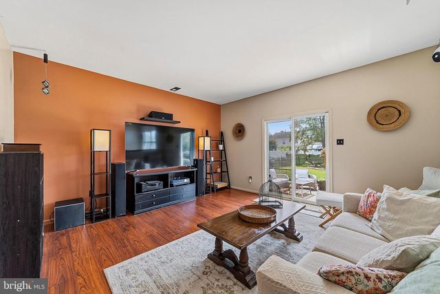 512 COLEMAN DR, Clayton, NJ 08312