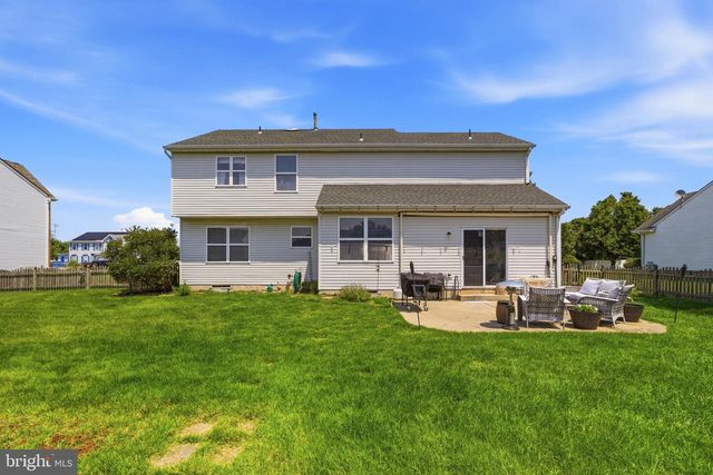 512 COLEMAN DR, Clayton, NJ 08312