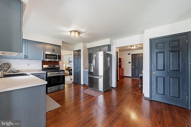 512 COLEMAN DR, Clayton, NJ 08312