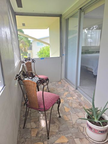 45 Easthampton B, West Palm Beach, FL 33417