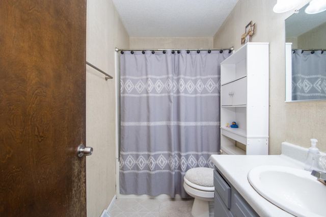 638 Appletree Lane, Moorhead, MN 56560