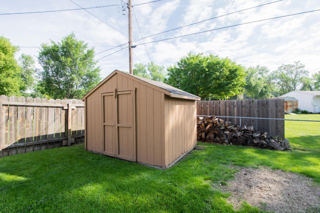 638 Appletree Lane, Moorhead, MN 56560
