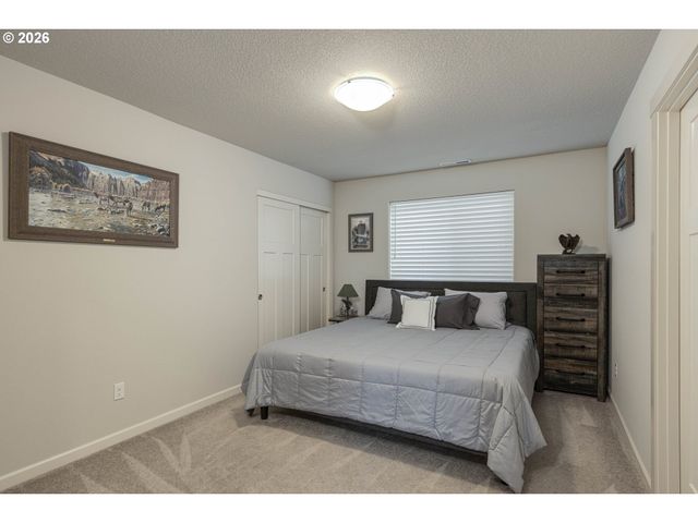 1949 Nw WESSEX St, Mc Minnville, OR 97128