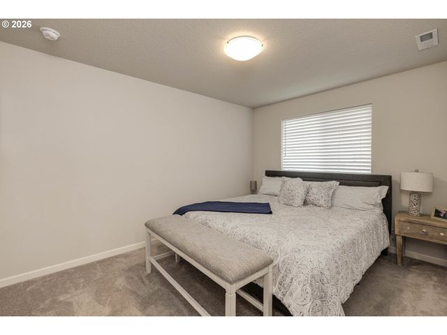 1949 Nw WESSEX St, Mc Minnville, OR 97128