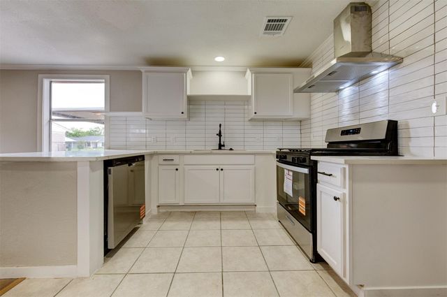 815 Casey Street, Channelview, TX 77530