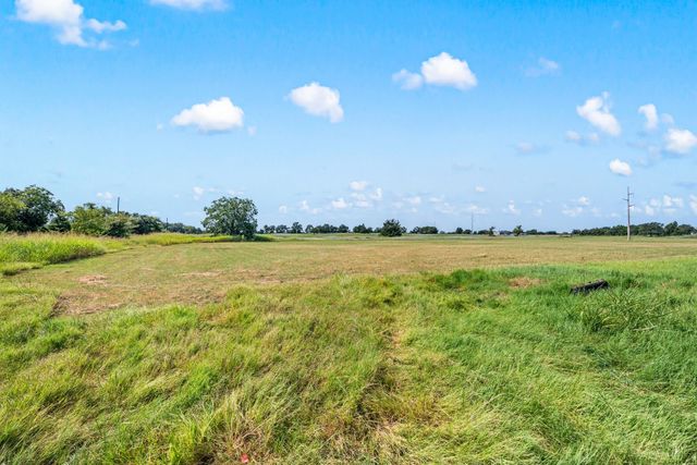 836 County Road 1895, Sunset, TX 76270