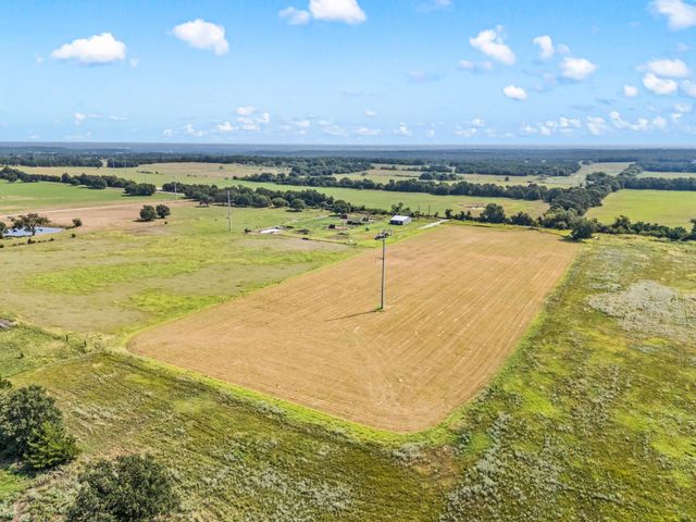 836 County Road 1895, Sunset, TX 76270