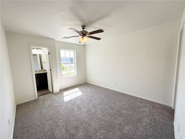 943 S Rupple Road, Fayetteville, AR 72704