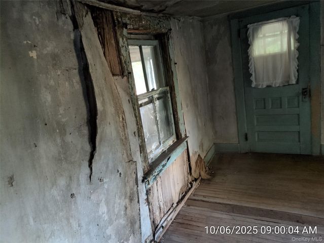 178 Montauk Highway, Speonk, NY 11972