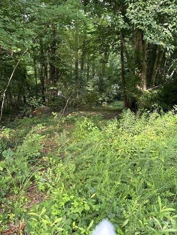 25 48th Avenue NE, Hickory, NC 28601