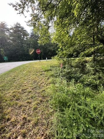 25 48th Avenue NE, Hickory, NC 28601