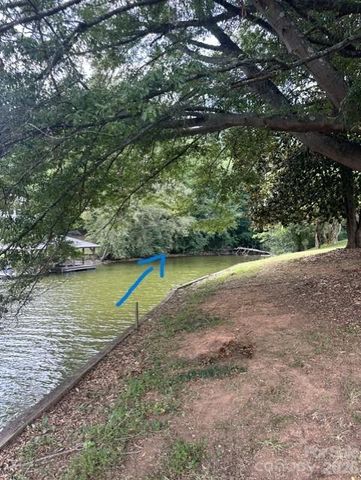 25 48th Avenue NE, Hickory, NC 28601