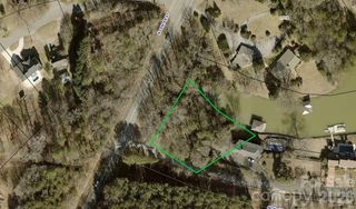 25 48th Avenue NE, Hickory, NC 28601