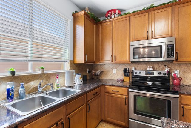 7546 Paraiso Point, Boerne, TX 78015