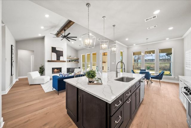 6421 Starlight Ranch Road, Godley, TX 76044