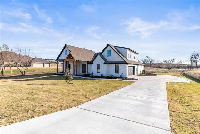 6421 Starlight Ranch Road, Godley, TX 76044