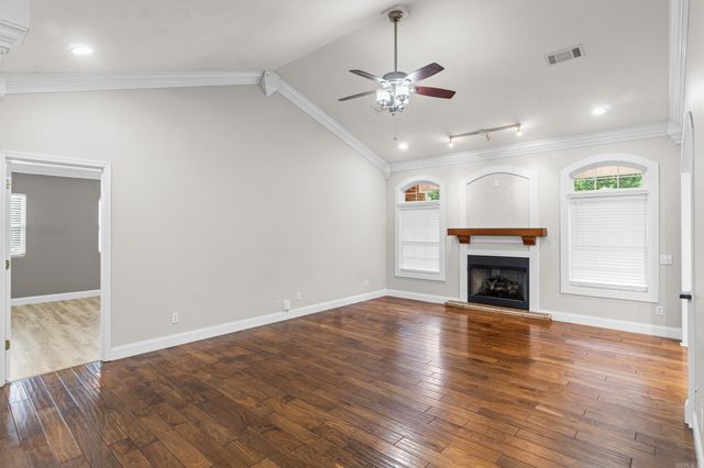 102 Ginger Court, Searcy, AR 72143