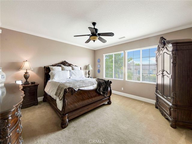 24334 Las Palmas, Valencia, CA 91355