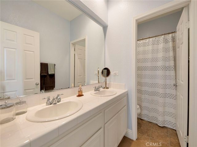24334 Las Palmas, Valencia, CA 91355