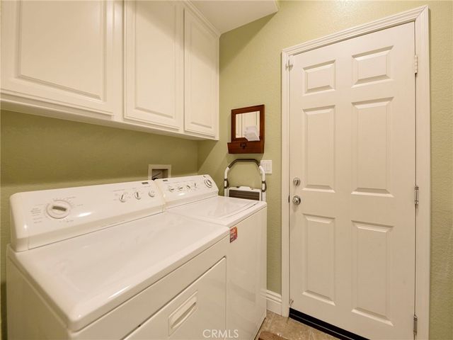 24334 Las Palmas, Valencia, CA 91355