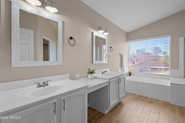 2916 E AMBER RIDGE Way, Phoenix, AZ 85048