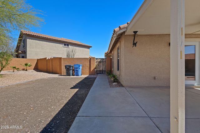 2916 E AMBER RIDGE Way, Phoenix, AZ 85048