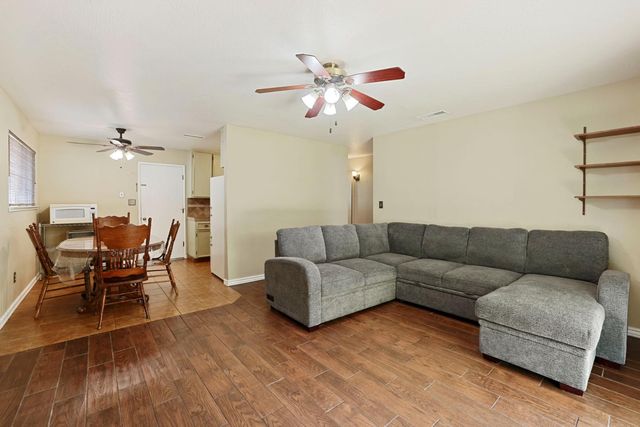 1699 W J St, Oakdale, CA 95361