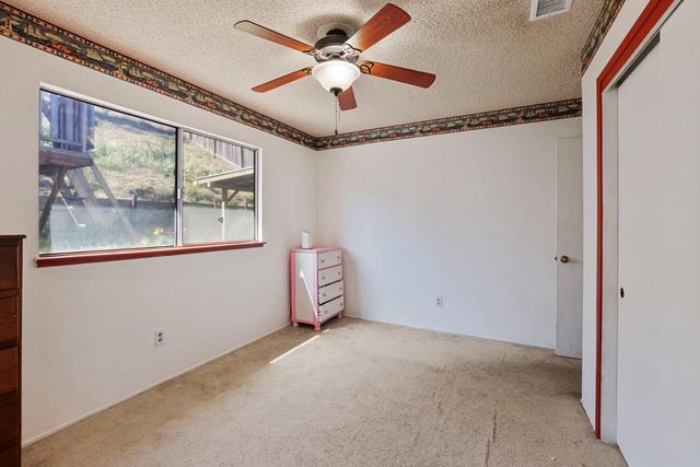 1699 W J St, Oakdale, CA 95361
