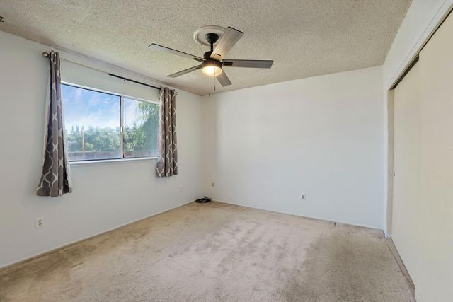 1699 W J St, Oakdale, CA 95361
