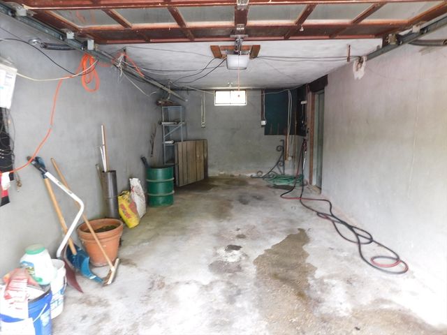 103 Chester Street, West Springfield, MA 01089