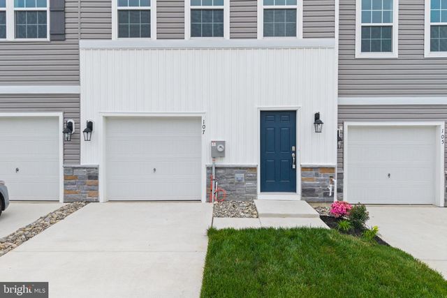 107 CLINTON STREET, Sicklerville, NJ 08081