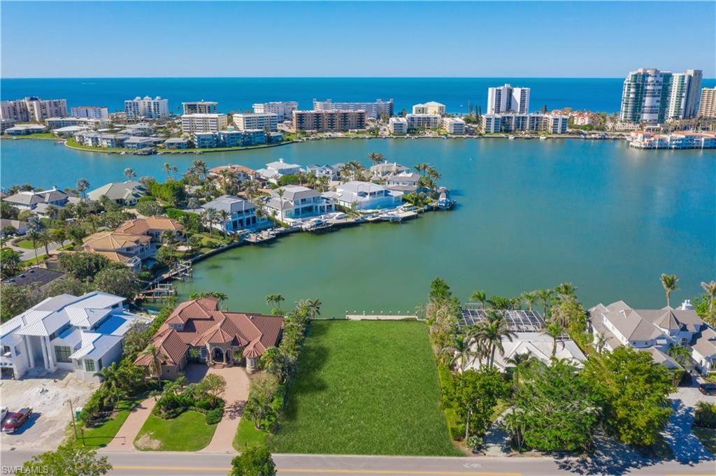 3453 Crayton RD, NAPLES, FL 34103 — photo 3