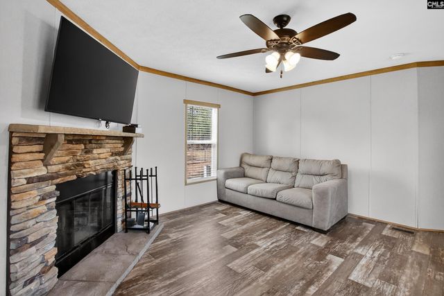 1379 Cheraw Road, Cassatt, SC 29032