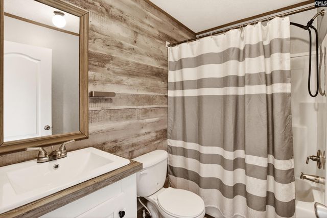 1379 Cheraw Road, Cassatt, SC 29032